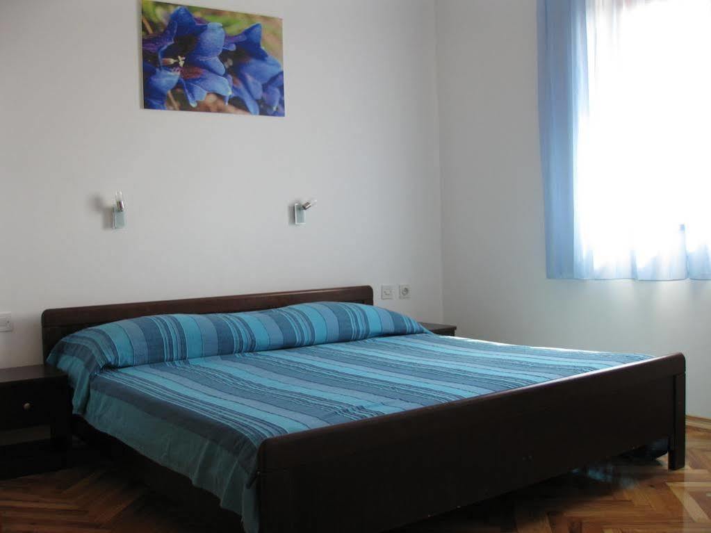 Apartments Martina Primošten Εξωτερικό φωτογραφία